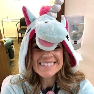 Meet your Posher, Cari